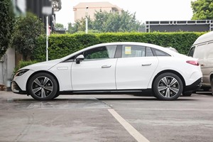 <span class=keywords><strong>Mercedes</strong></span>-<span class=keywords><strong>EQE</strong></span> <span class=keywords><strong>350</strong></span> 4MATIC 2024, Sedán Eléctrico de Lujo, 215kW, Batería de 96.1kWh, Autonomía NEDC de 681km, Disponible para la Venta - Product Image 3