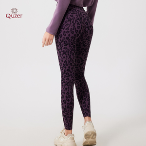 <span class=keywords><strong>Collant</strong></span> foderati <span class=keywords><strong>in</strong></span> <span class=keywords><strong>pile</strong></span> Leggings da allenamento leopardati personalizzati pantaloni sportivi da ginnastica <span class=keywords><strong>in</strong></span> velluto Leggings da Yoga a vita alta vestiti da donna - Product Image 2