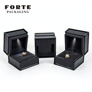 FORTE <b>LED</b> <b>Light</b> Ring Necklace Jewellery <b>Box</b> Fanxi Luxury Wholesale Personalized Custom Jewelry Packaging <b>Box</b> - Product Image 5