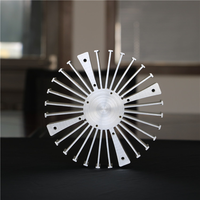 Fabricant de dissipateurs thermiques en aluminium série 6000 sur mesure, usinés CNC, à ailettes rainurées extrudées, moulés sous pression, pour usine