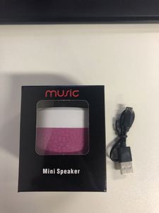 Haut-parleur portable de haute qualité, haut-parleur intelligent sans fil avec lumière LED, mini haut-parleurs V5.0 avec radio FM - Product Image 6