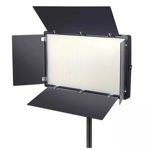 Kit de Lumière LED Professionnel Photo et Vidéo Vari-Couleur Pro LED 800, Éclairage Vidéo et Photographie <span class=keywords><strong>avec</strong></span> 2 Batteries et Chargeur - Product Image 5