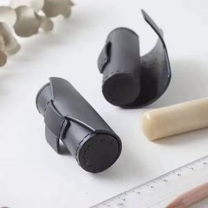 Étui de rangement élégant en cuir PU pour rouge à lèvres et pochette portable pour baume à lèvres – Idéal pour cadeaux promotionnels et Fête des Mères - Product Image 3