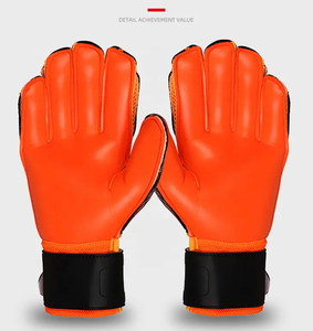 Venta al por mayor <span class=keywords><strong>de</strong></span> fábrica Guantes <span class=keywords><strong>de</strong></span> portero <span class=keywords><strong>de</strong></span> fútbol <span class=keywords><strong>de</strong></span> látex grueso profesional - Product Image 6