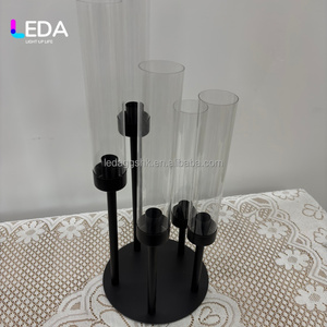 LEDA Chandelier en fer noir durable à 6 bras, centre de table moderne pour mariages, événements, fêtes et décoration intérieure - Product Image 1