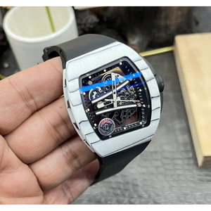 Montre de sport de luxe pour homme, haute qualité, design personnalisé, mécanique et cadran en fibre de carbone ajourée, style hip-hop - Product Image 4