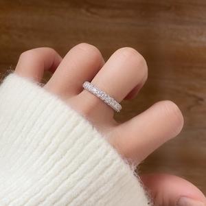 Anillo Donut de Plata de Ley S925 con Baño de Oro Rosa de 18K y Diamantes Brillantes Estilo Clásico Wenchi, Modelo 22294 - Product Image 2