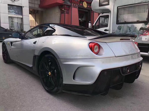 ชุดแต่งตัวถังรถยนต์ Ferrari 599 GTB/GTO รุ่นใหม่ สไตล์ Vorsteiner ประกอบด้วยกันชนหน้า สเกิร์ตข้าง และสปอยเลอร์หลัง - Product Image 5