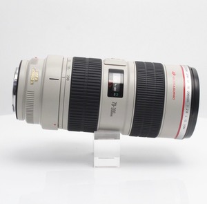 เลนส์เทเลโฟโต้สำหรับกล้องฟูลเฟรม Canon EF 70-200mm f/2.8L IS USM สภาพ 95% ใหม่ - Product Image 3