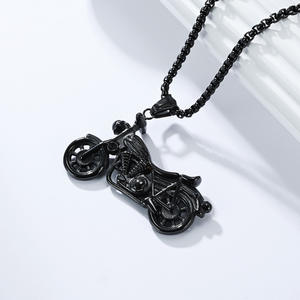 Collier pendentif moto pour homme en acier inoxydable plaqué or, design rétro, bijou cadeau - Product Image 4