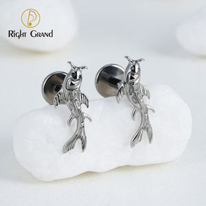 एएसटीएम एफ136 टाइटेनियम कोई फिश कार्टिलेज इयररिंग टिनी ट्रैगस स्टड हेलिक्स शंख फ्लैटबैक पियर्सिंग 16जी पशु शरीर आभूषण - Product Image 3