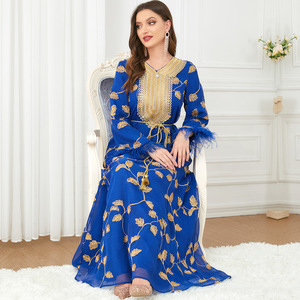 Z-6774 Nuovo Abito da Donna alla Moda con Maniche Lunghe e Collo a V Dorato, <span class=keywords><strong>Abbigliamento</strong></span> Tradizionale Musulmano - Product Image 2