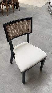 Silla <span class=keywords><strong>de</strong></span> <span class=keywords><strong>alquiler</strong></span> <span class=keywords><strong>de</strong></span> eventos <span class=keywords><strong>de</strong></span> boda <span class=keywords><strong>de</strong></span> madera apilable <span class=keywords><strong>con</strong></span> respaldo cuadrado <span class=keywords><strong>de</strong></span> mimbre <span class=keywords><strong>de</strong></span> caña <span class=keywords><strong>de</strong></span> fábrica - Product Image 3