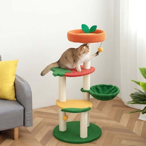Arbre <span class=keywords><strong>à</strong></span> chat <span class=keywords><strong>à</strong></span> 4 niveaux <span class=keywords><strong>en</strong></span> <span class=keywords><strong>bois</strong></span> massif avec poteau <span class=keywords><strong>à</strong></span> gratter <span class=keywords><strong>en</strong></span> sisal et base antidérapante pour chats de grande taille d'intérieur - Vente <span class=keywords><strong>en</strong></span> gros - Product Image 1