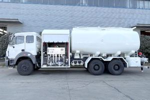 รถบรรทุกน้ำมันเชื้อเพลิงสำหรับอากาศยาน Cummins 310 แรงม้า ผลิตในจีน แบบ 6*4 ความจุ 20,000 ลิตร สามารถบรรจุน้ำมันก๊าดสำหรับอากาศยานและน้ำมันเบนซินสำหรับอากาศยานได้ - Product Image 2