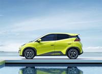 Электроседан BYD Seagull 2023 года, 4-дверный, 5-местный, леворульный, литиевая батарея, максимальная скорость 170 км/ч, быстрая зарядка за 0,5 часа
