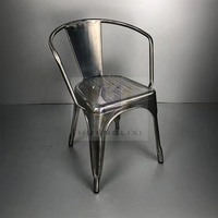 Pas cher Offre Spéciale Rétro ensembles de salle à manger solide restaurant café table et chaises restaurant chaise longue meubles de café en métal