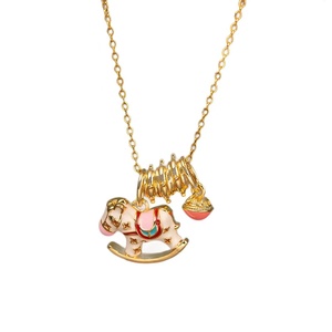 Collier élégant en <span class=keywords><strong>bois</strong></span> émaillé et acier inoxydable avec placage or 18 carats, conçu spécifiquement pour les femmes et les enfants - Product Image 5