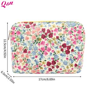 2025 Elegant Eco-Friendly <b>Large</b> <b>Capacity</b> Portable Makeup Organizer Canvas Canvas <b>Bag</b> Zipper Closure <b>Large</b> <b>Capacity</b> - Product Image 5