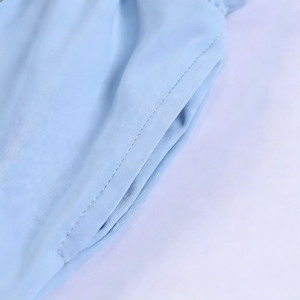 Ensemble deux pièces d'été pour filles mignonnes, t-shirt à manches courtes avec logo brodé, short à bords festonnés, tenue décontractée pour enfants - Product Image 6