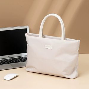 Women's 16-Inch Laptop Sleeve PU Portable Large Capacity Shockproof <b>for</b> Working Women-PLAYMAX - Product Image 4
