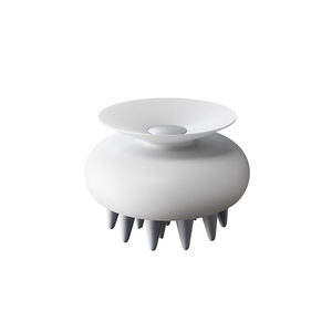 Brosse à shampooing en caoutchouc souple à ventouse pour la maison et la salle de bain, peigne démêlant pour le cuir chevelu - Product Image 5