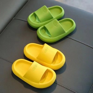 Nuevas Pantuflas de Verano para Niños al por Mayor, Pantuflas de Playa para Niños y Niñas con Suela Suave de PVC de Color Sólido - Product Image 4