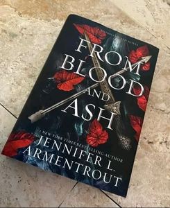 Compra Blood and Ash de Jennifer L. Armentrout, Novela de Fantasía y Romance para Jóvenes Adultos y Lectores - Product Image 5