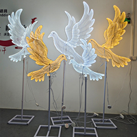 Lustres LED Glow Pigeon alimentés en courant alternatif IP20 décoration de la zone d'accueil de mariage accessoires de scène et éclairage de lieu vente en gros directe