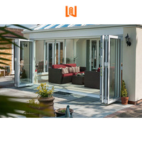Villa Moderne Extérieur PVC Porte Pliante Style Accordéon avec Rupture Thermique pour Patio Extérieur Salle de Bain ou Hôtel Utilisation