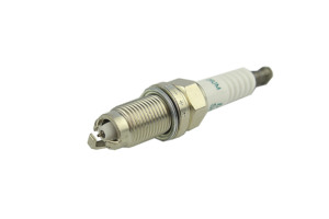 Nouvelle bougie d'allumage Iridium SK20BGR11 90919-01221 SK20R11 SK16HR11 pour <span class=keywords><strong>Toyota</strong></span> Lexus CROWN AURION MARK X - Product Image 2