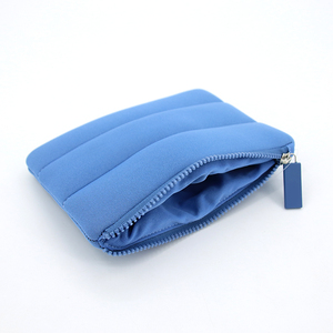 Borsa Organizer per Cosmetici Trapuntata con Logo Personalizzato BSCI, Astuccio Imbottito in Neoprene per Prodotti di Bellezza e Cura della Pelle - Product Image 3