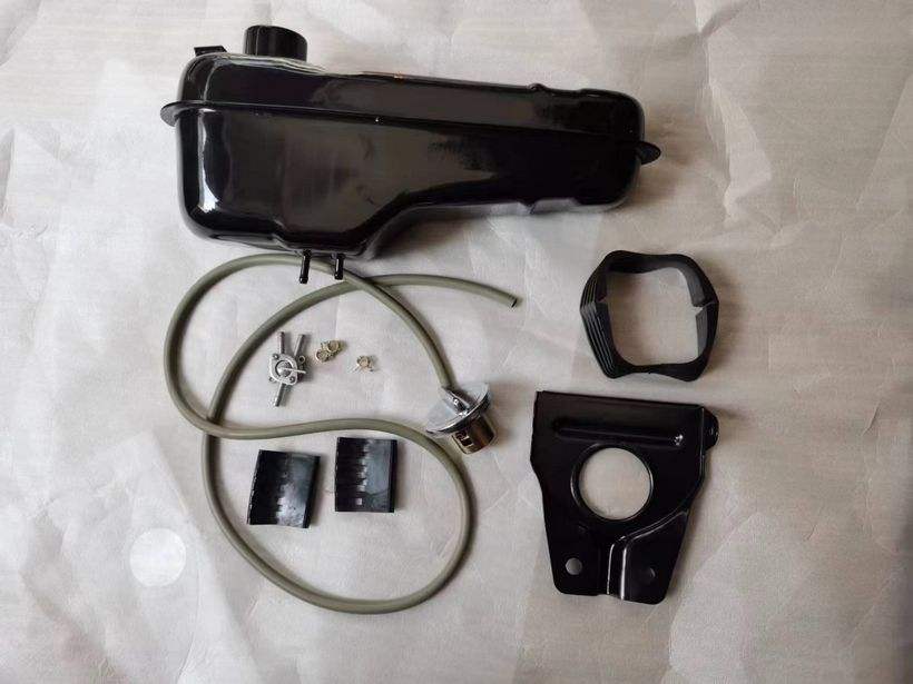 ถังน้ำมันพร้อมฝาปิด, แผ่นปิด, และชุดยาง