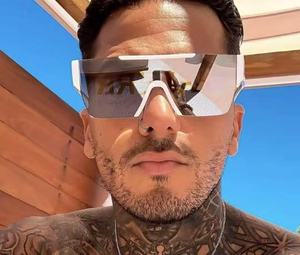 Nuevas Gafas de Sol de Moda para Mujer y Hombre, UV400, de una Pieza, Extra Grandes, con Parte Superior Plana y Cuadrada - Product Image 1