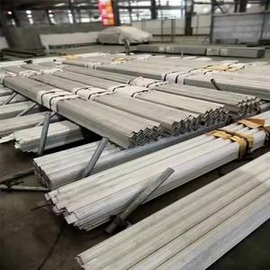 Barre d'acier d'angle la plus vendue Angle en acier égal de couleur noire - Product Image 1