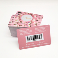 Carte-cadeau en plastique personnalisée CR80 pour les salons de beauté, les spas, les clubs de manucure, avec porte-carte en papier