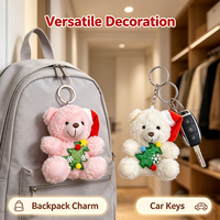 Porte-clés en peluche ours en peluche Kawaii de Noël avec chapeau, 4 couleurs, breloque de sac en peluche pour cadeau de Noël et décoration de fête