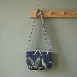 Bolso Bandolera Floral con Estampado de Bloques, Morado, Acolchado de Algodón, Hecho a Mano, para Mujer, de la India - Product Image 3