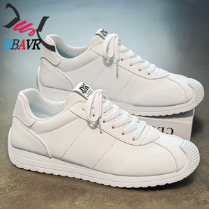 Zapatillas de Moda al por Mayor, con Logotipo Personalizado, de Cuero, con Suela Gruesa, para Skateboard, Zapatos Casuales para Caminar al Aire Libre para Hombre - Product Image 5