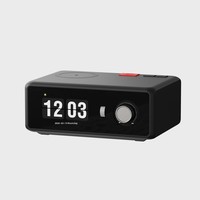   Enceinte avec paroles flottantes, autonomie ultra-longue, format mini pour une utilisation en extérieur et recharge sans fil.