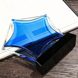 Trophée Étoile à Cinq Branches en Cristal pour Petit Garçon 21x16cm – Récompense, Cadeau Commémoratif, Logo Personnalisable, Souvenir d'Entreprise - Product Image 4