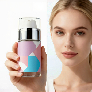 Suero Corrector de Manchas Oscuras de Marca Privada de 30 ml, Líquido para Eliminar Manchas Oscuras Persistentes en el Rostro, Ácido Kójico, Arbutina, Niacinamida, Vitamina C - Product Image 2