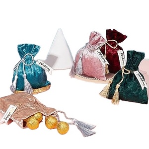 Wedding Favors Colorful <b>Drawstrings</b> Velvet Candy <b>Bags</b> for Jewelry With Tassel - Product Image 1