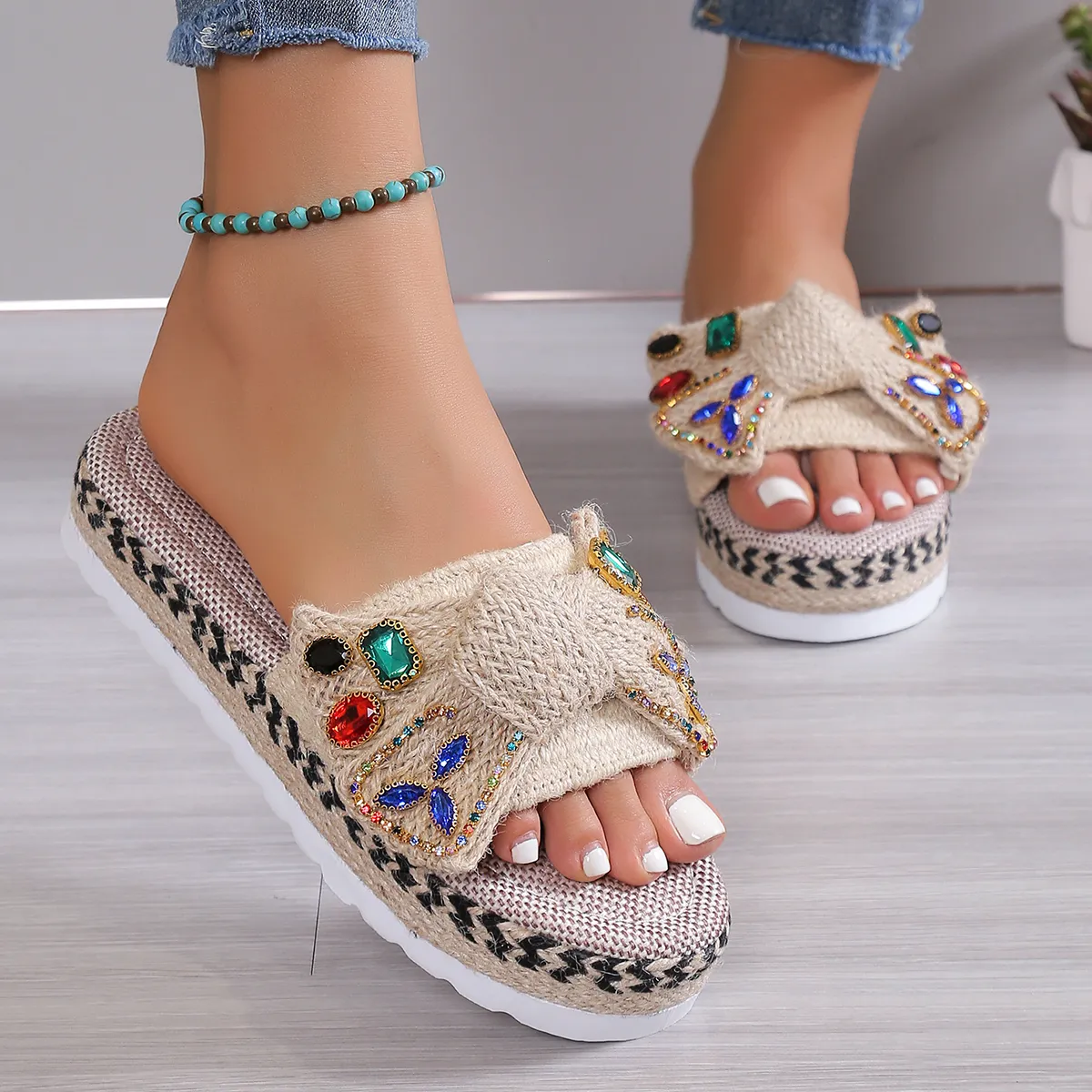 New Arrival Open Toe Thick-Soled Boho Women Sandals Ladies Diamond Thick Bottom Breathable Beach Slippers
