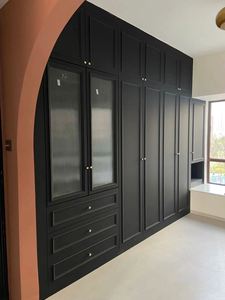 Meubles de chambre à coucher de style américain Armoire en bois Laquée Armoire en bois massif avec verre - Product Image 5
