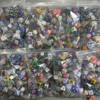 Ensemble de 100 dés polyédriques aléatoires en vrac en résine acrylique pour jeux de société DND RPG vente en gros