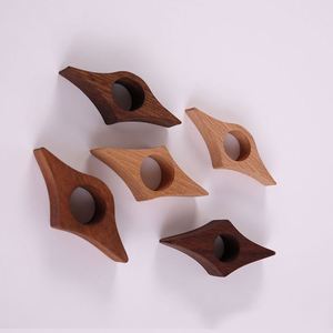 Soporte de Madera para Libros, Anillo de Lectura con Clip para una Mano, Peso para Libros de Madera de Haya para Lectura con Manos Libres - Product Image 1