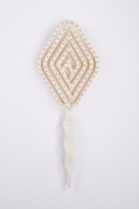 หวีแปรงผมแบบมีแปรงขนหมูป่า ด้ามไม้บีช ช่วยยกโคนผม เพิ่มวอลลุ่ม นวดหนังศีรษะ ลดไฟฟ้าสถิต ช่วยให้ผมเงางาม - Product Image 5