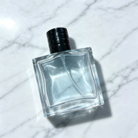 Botol Parfum Kaca Persegi 50ml Anti Bocor dengan Tutup Emas dan Tutup Semprot Hitam Transparan