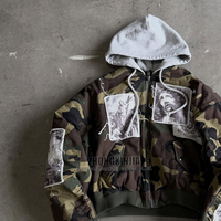 Blouson bomber à capuche personnalisé OEM & ODM, sérigraphié, lavage enzymatique, style vintage vieilli, patchwork camouflage, fermeture éclair